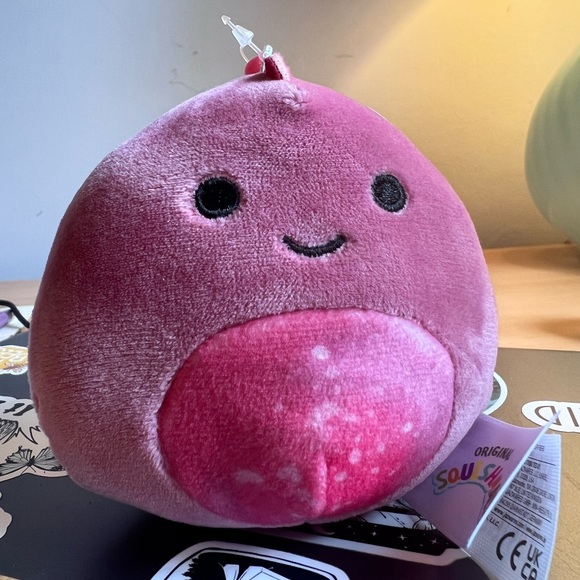 Poleena the Dinosaur Squishmallows 3.5β Clip Prehistoric Squad Toy Plush NWT - Picture 2 of 12